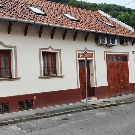 Palantir Panzio Bed and Breakfast Miskolc Exteriör bild